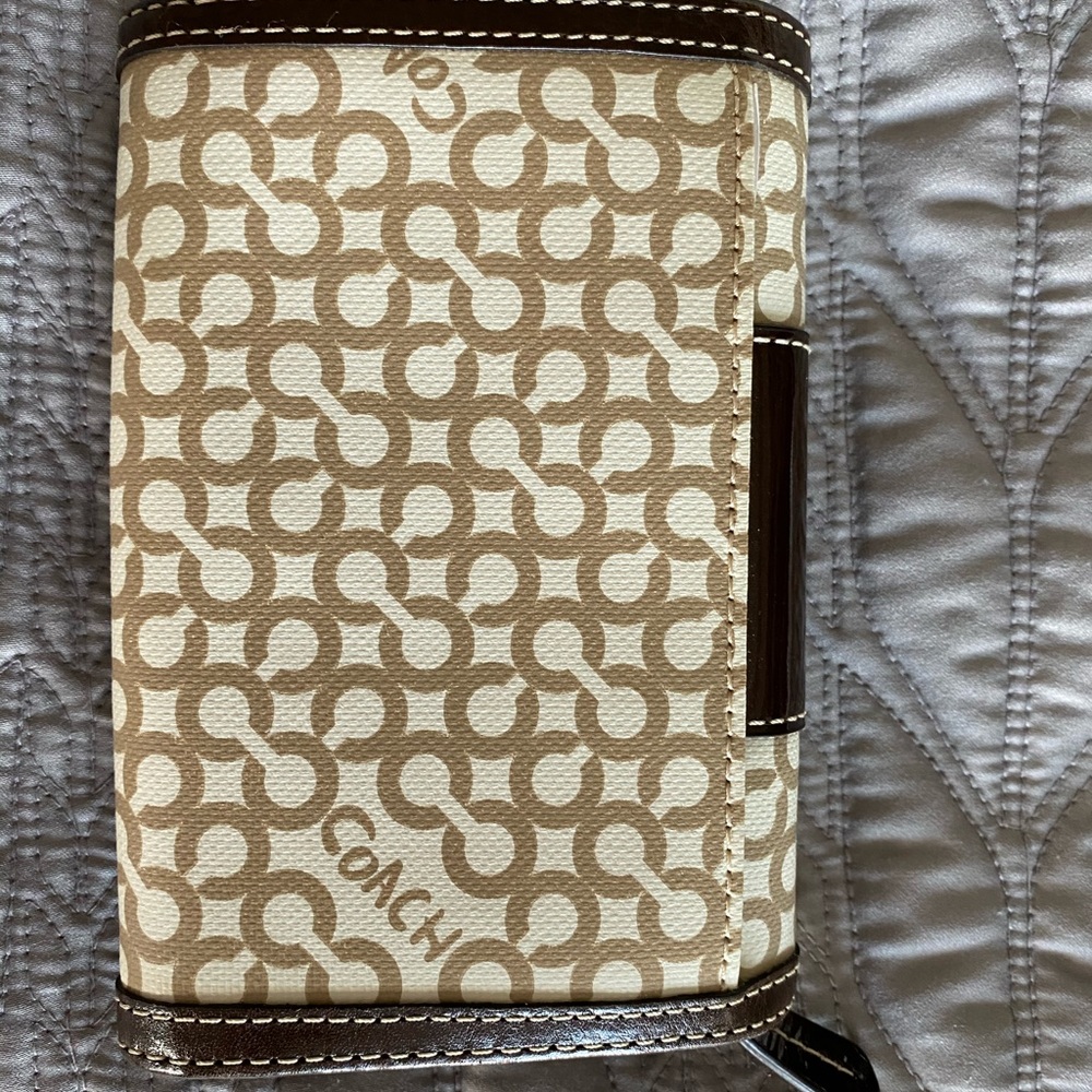 Coach Wallet Classic Brown Pattern - image 6